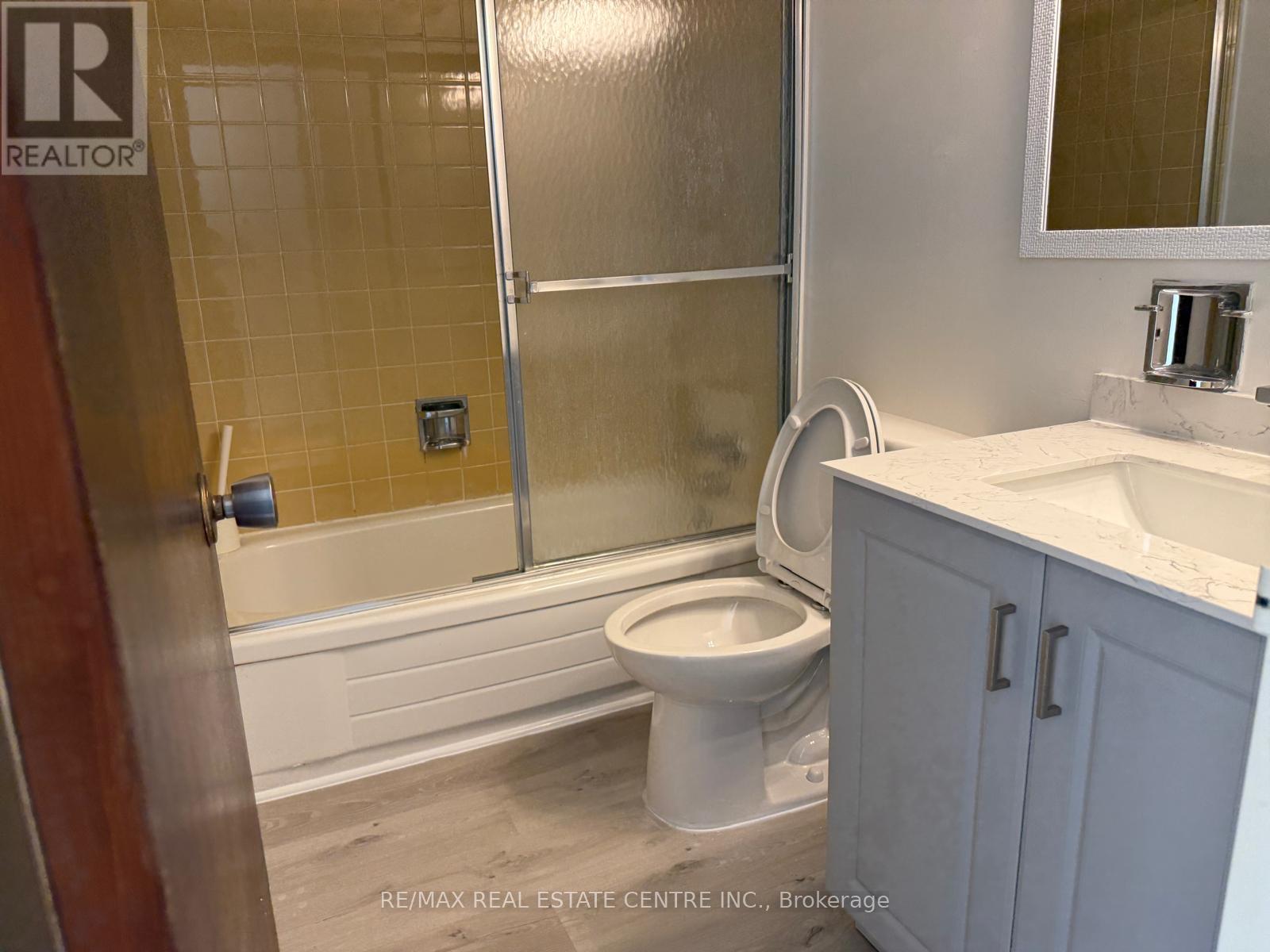 704 - 3100 Kirwin Avenue, Mississauga, Ontario  L5A 3S6 - Photo 21 - W12341827