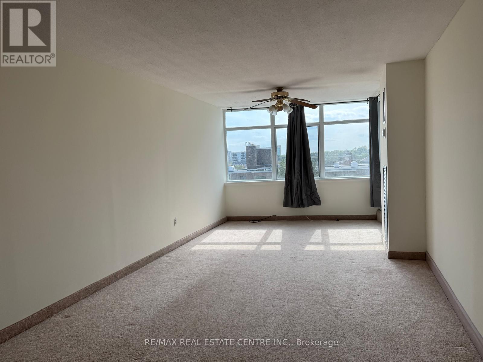 704 - 3100 Kirwin Avenue, Mississauga, Ontario  L5A 3S6 - Photo 10 - W12341827
