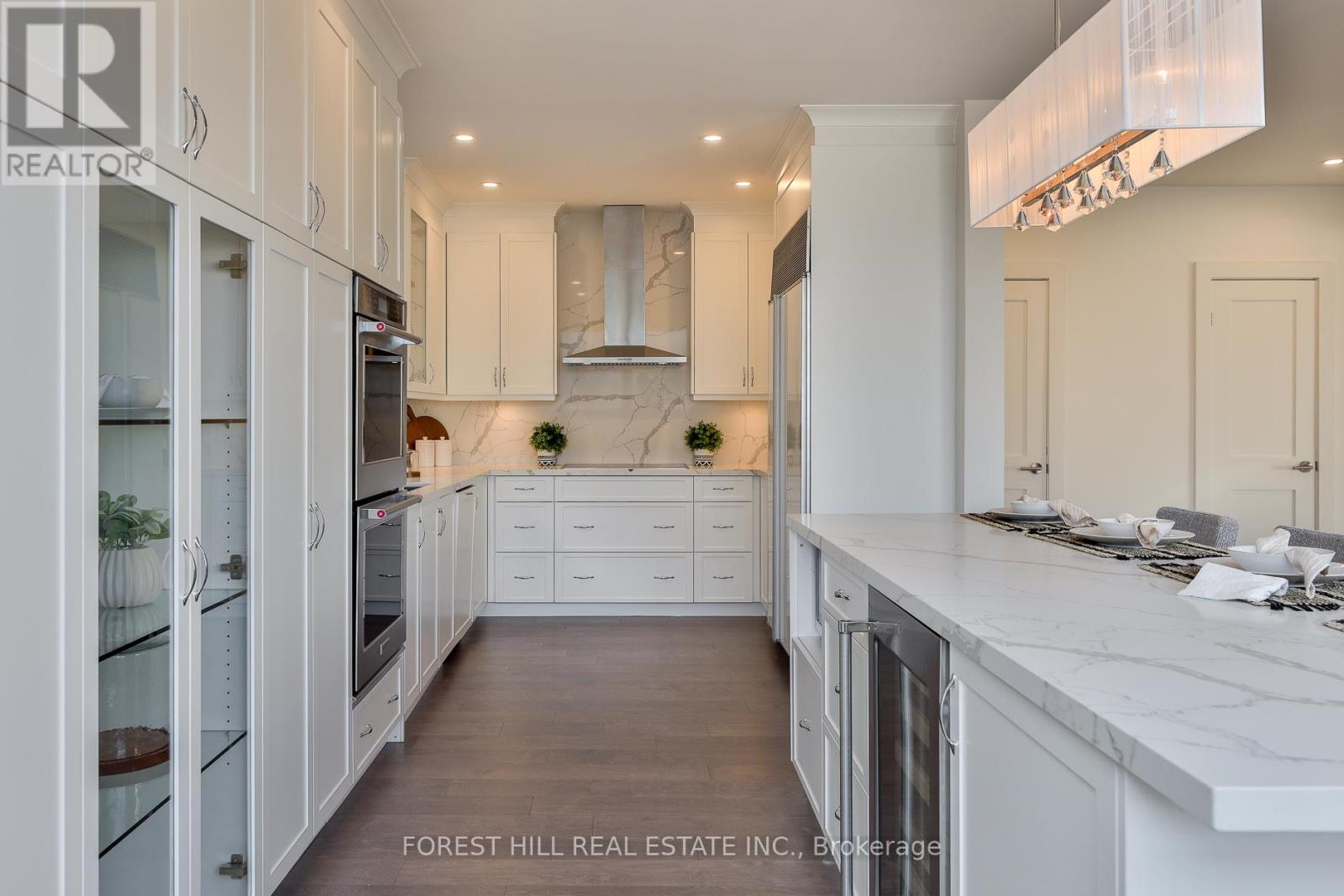 603 - 18a Hazelton Avenue, Toronto, Ontario  M5R 2E2 - Photo 19 - C12431144