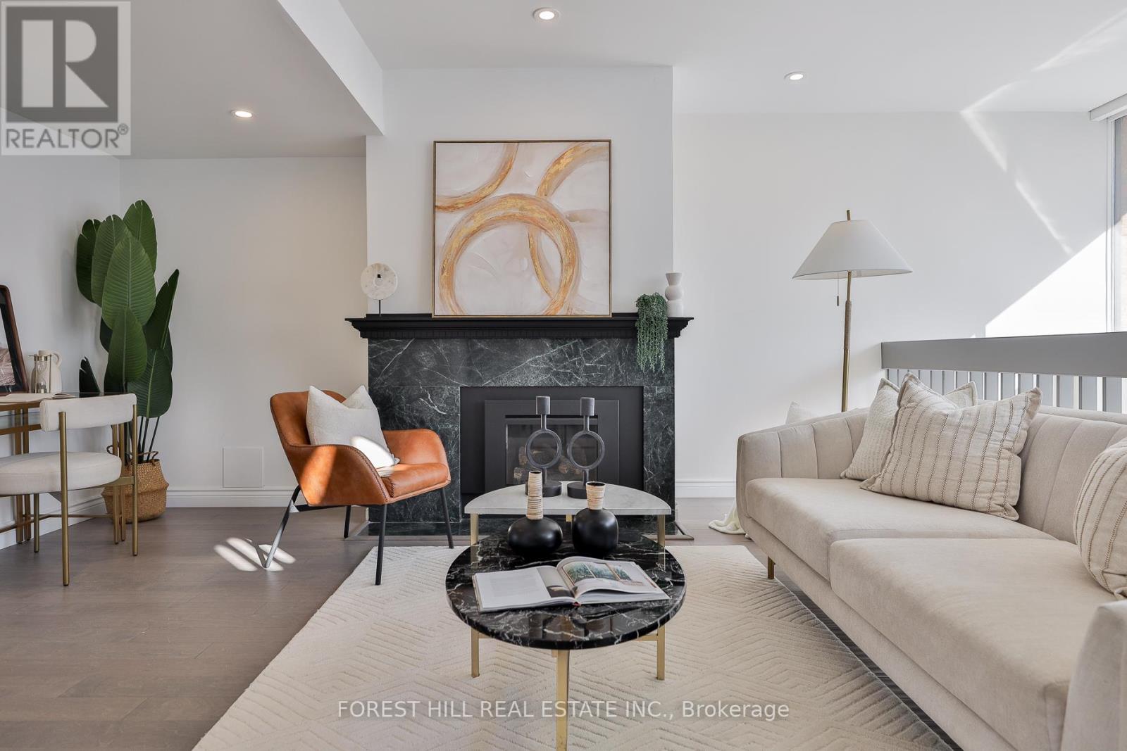 603 - 18a Hazelton Avenue, Toronto, Ontario  M5R 2E2 - Photo 28 - C12431144