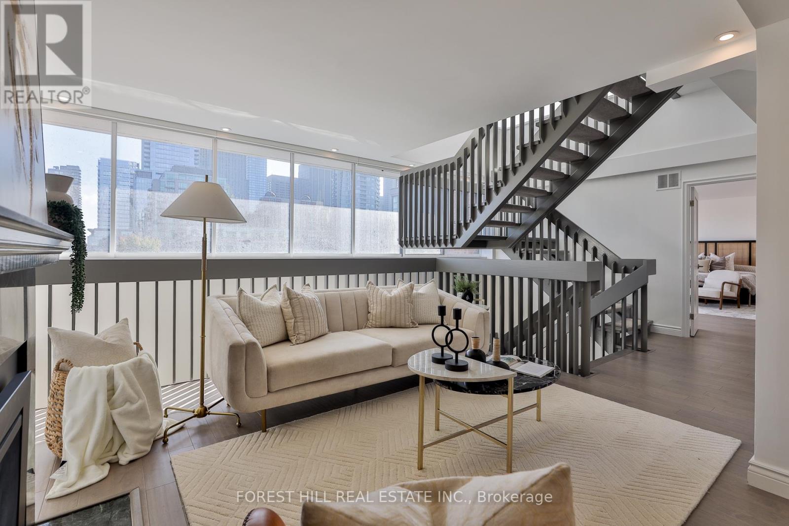 603 - 18a Hazelton Avenue, Toronto, Ontario  M5R 2E2 - Photo 31 - C12431144