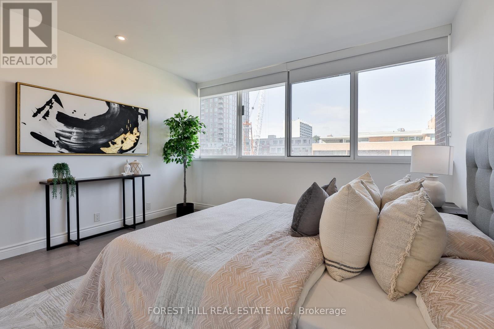 603 - 18a Hazelton Avenue, Toronto, Ontario  M5R 2E2 - Photo 43 - C12431144