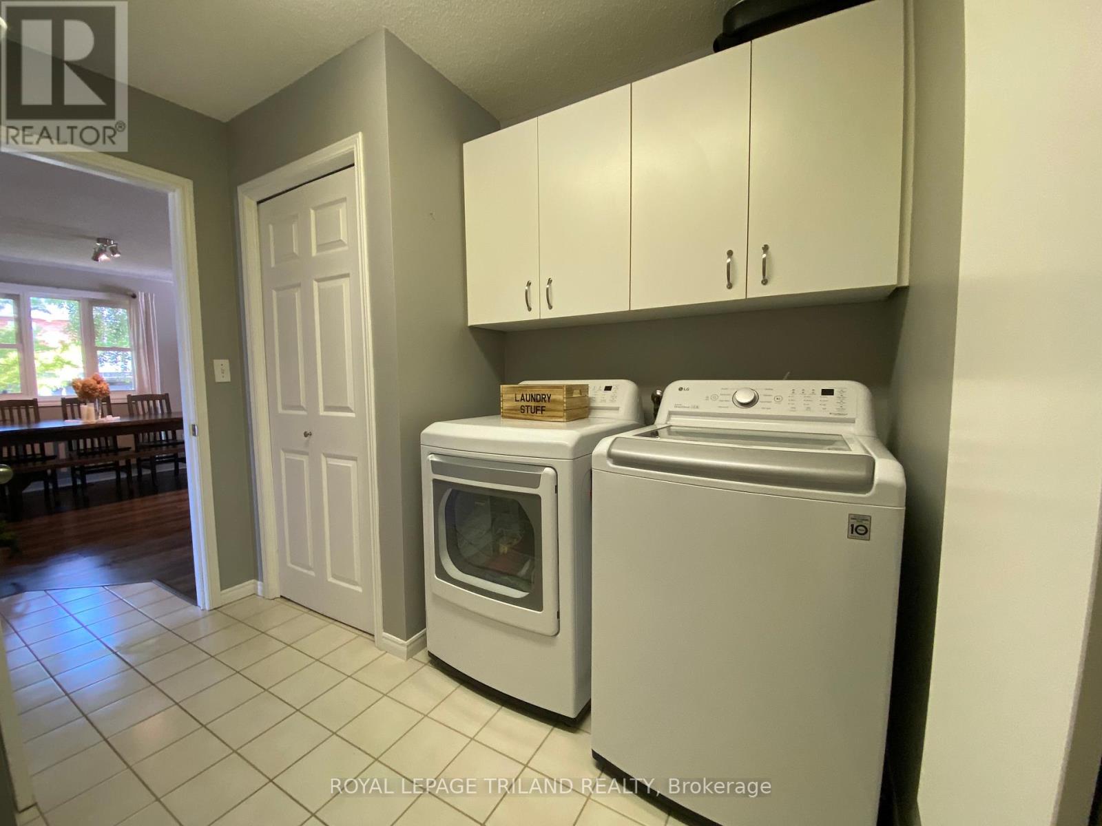 178 Pearl Street, Lambton Shores, Ontario  N0M 2N0 - Photo 25 - X12419511
