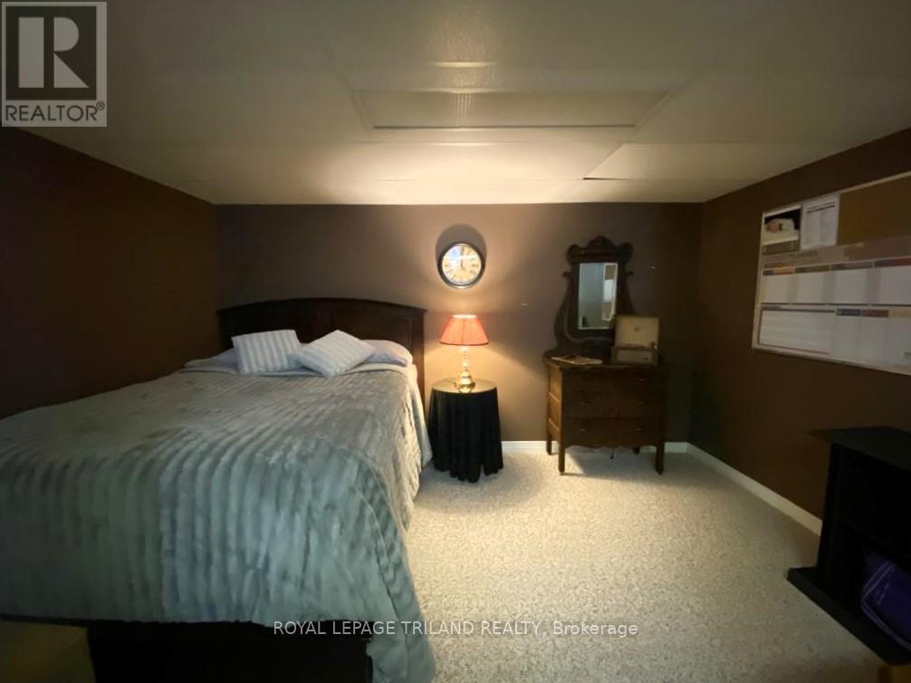 178 Pearl Street, Lambton Shores, Ontario  N0M 2N0 - Photo 28 - X12419511
