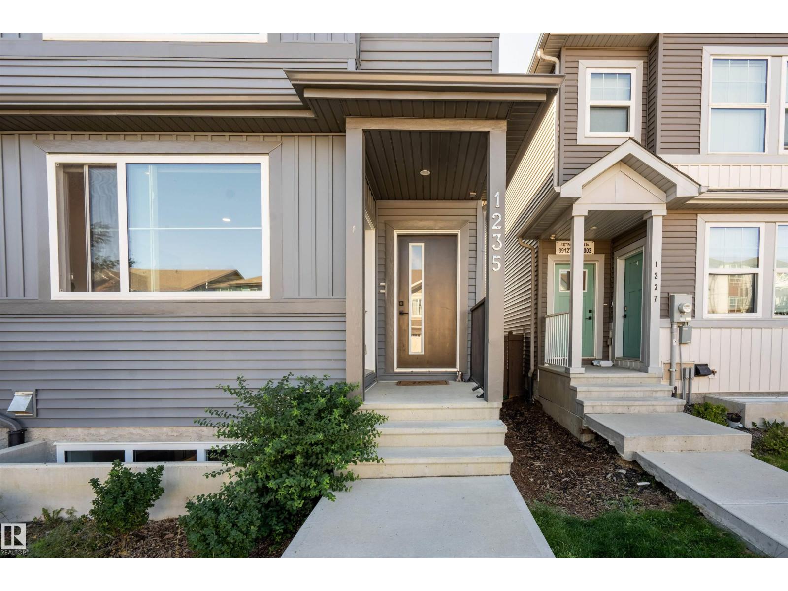 1235 Podersky Wd Sw, Edmonton, Alberta  T6W 4W3 - Photo 1 - E4459882