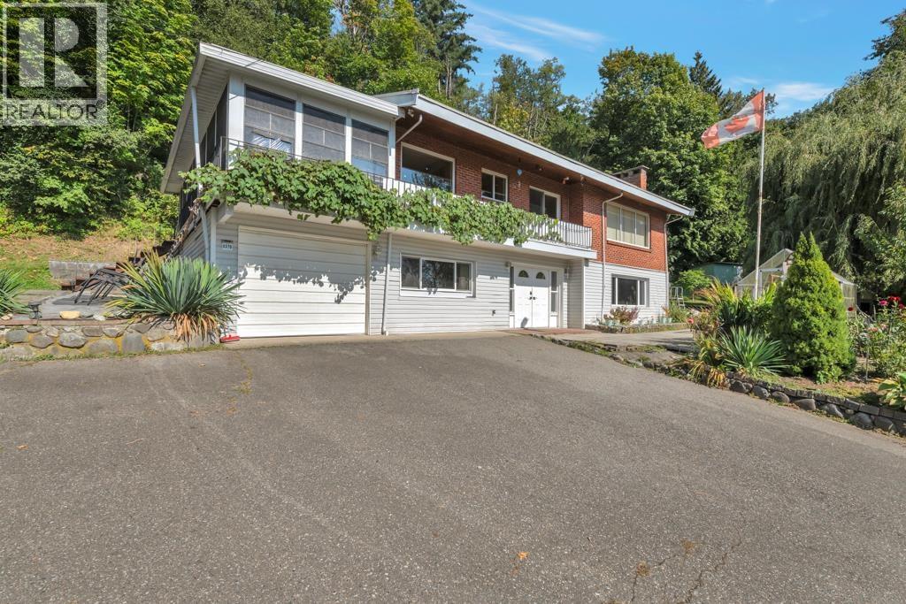 9370 263 STREET, Maple Ridge, British Columbia