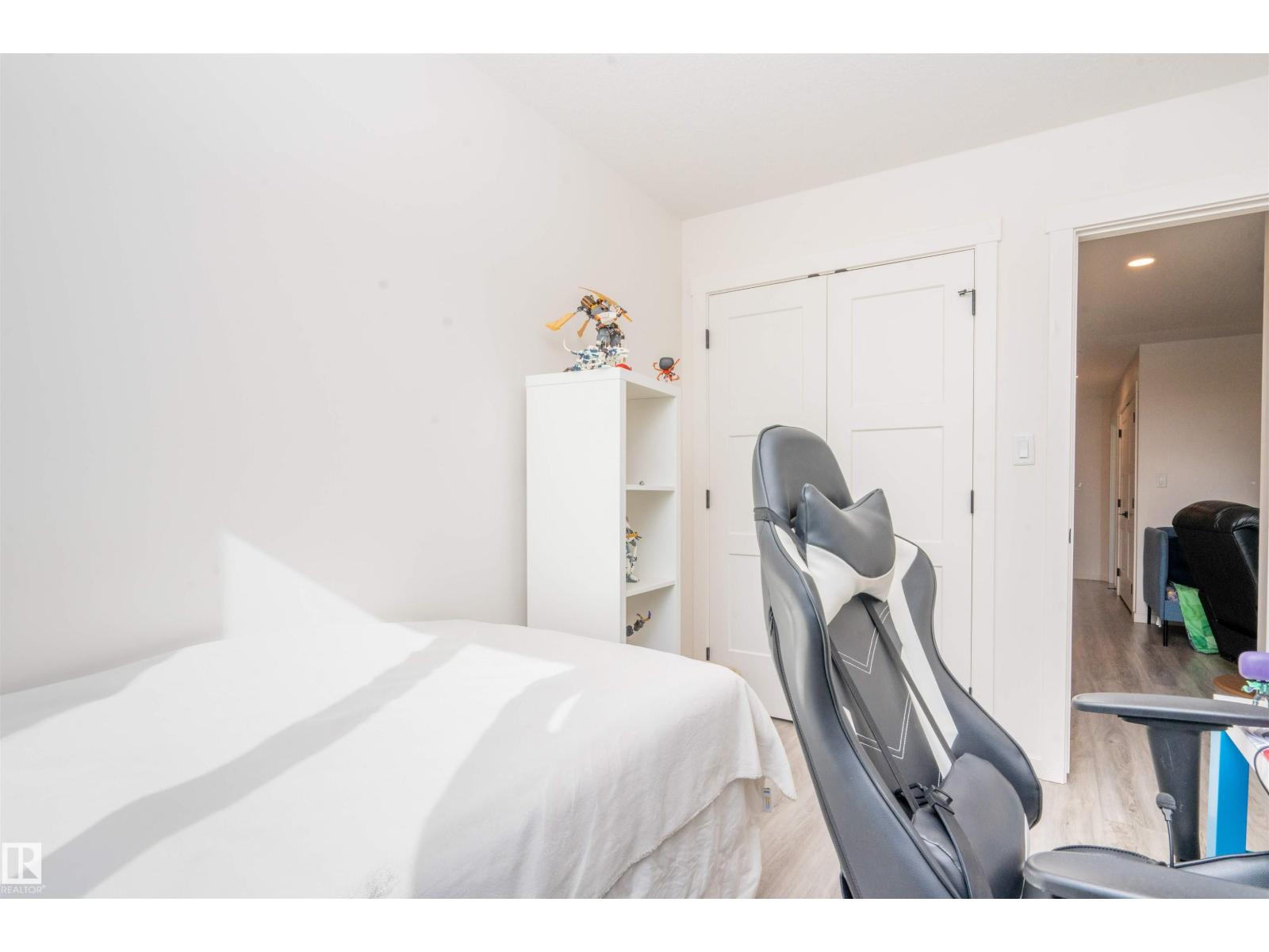 1235 Podersky Wd Sw, Edmonton, Alberta  T6W 4W3 - Photo 18 - E4459882