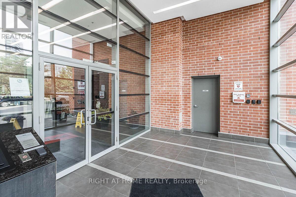 318 - 38 Joe Shuster Way, Toronto, Ontario  M6K 0A5 - Photo 2 - W12431148
