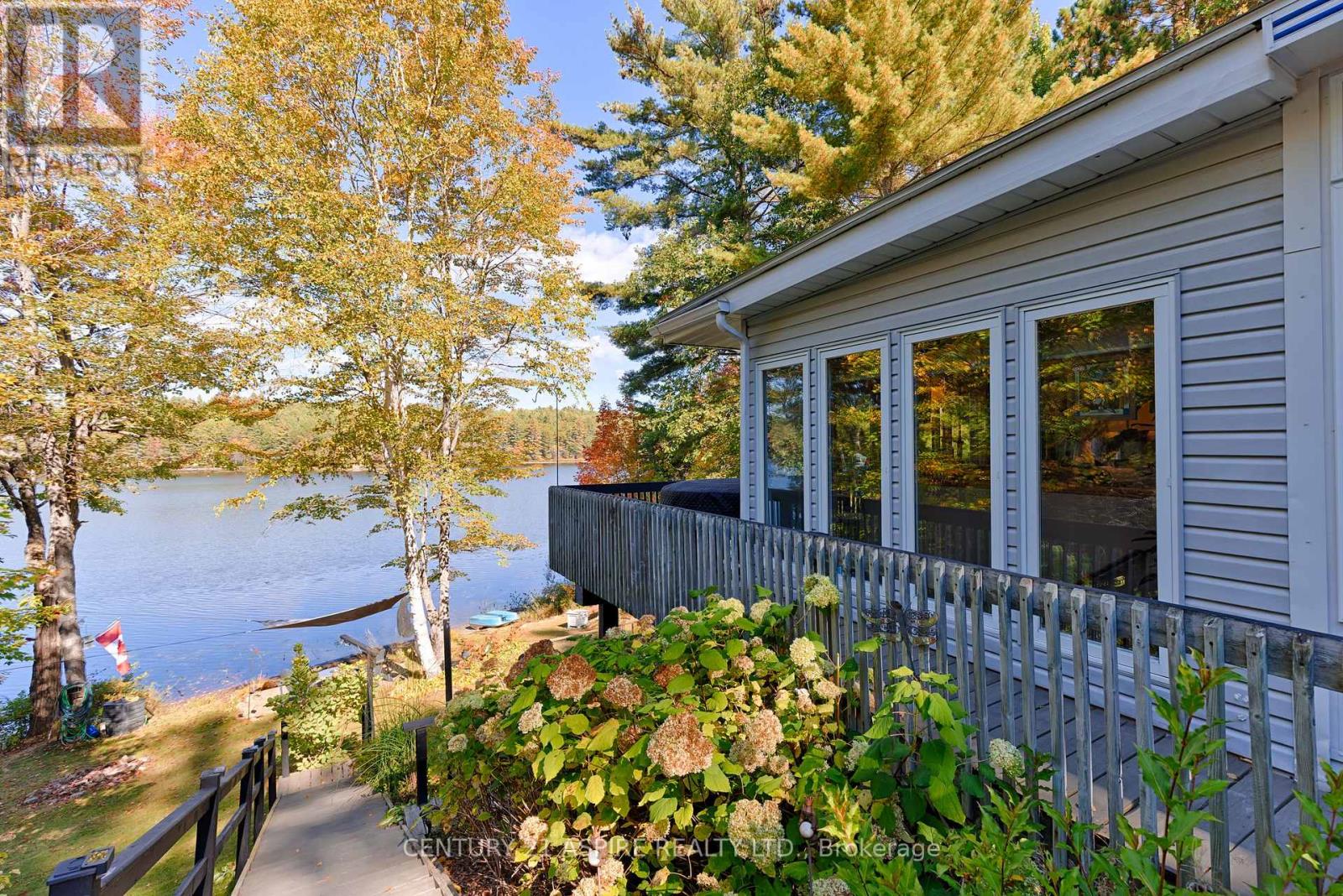 542 A Rantz Road, Petawawa, Ontario  K8H 2W8 - Photo 40 - X12431170