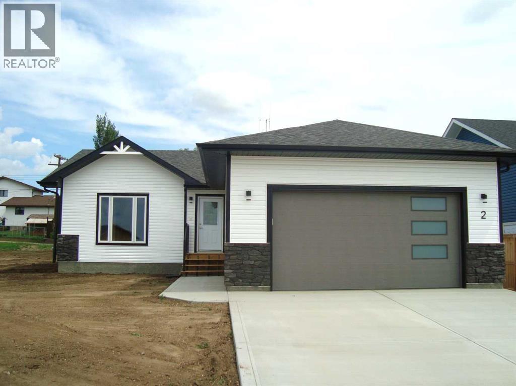 2 Evron Place, Trochu, Alberta  T0M 2C0 - Photo 3 - A2150555