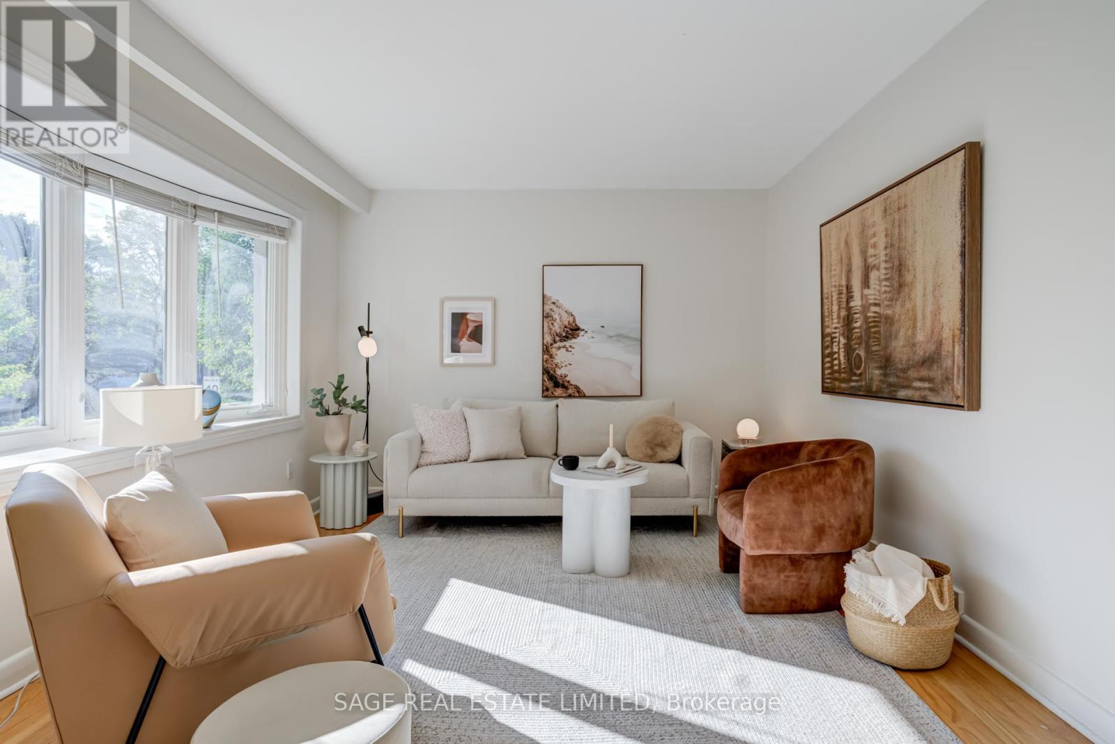48 SHROPSHIRE DRIVE, Toronto, Ontario