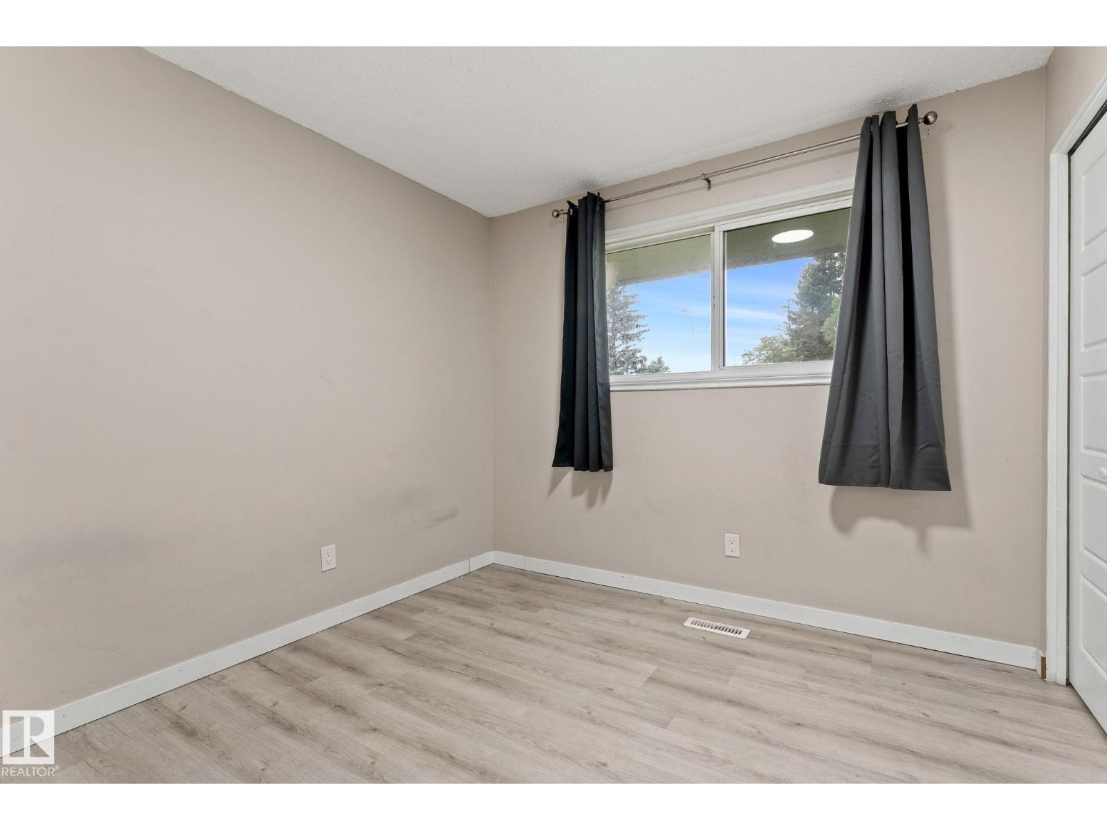 363 Knottwood Rd W Nw, Edmonton, Alberta  T6K 2G4 - Photo 19 - E4459908