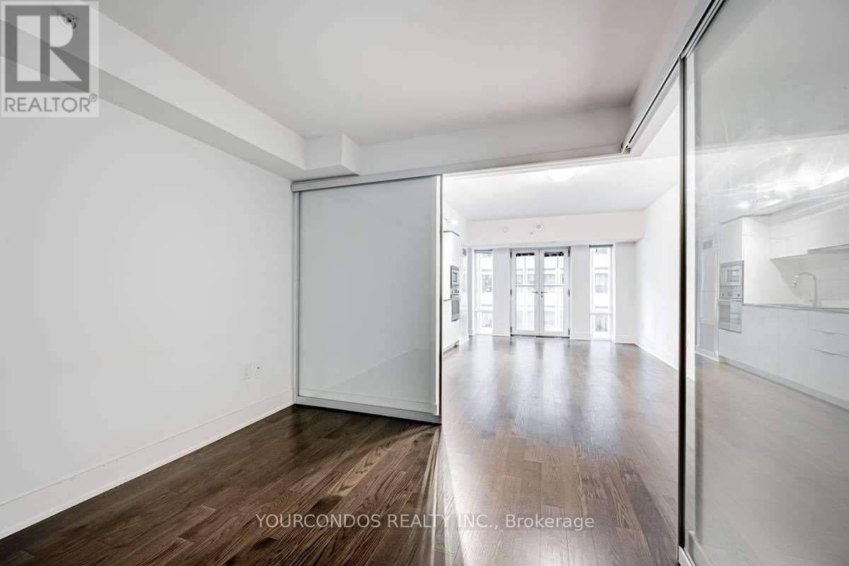 718 - 955 Bay Street, Toronto, Ontario  M5S 0C6 - Photo 18 - C12431174