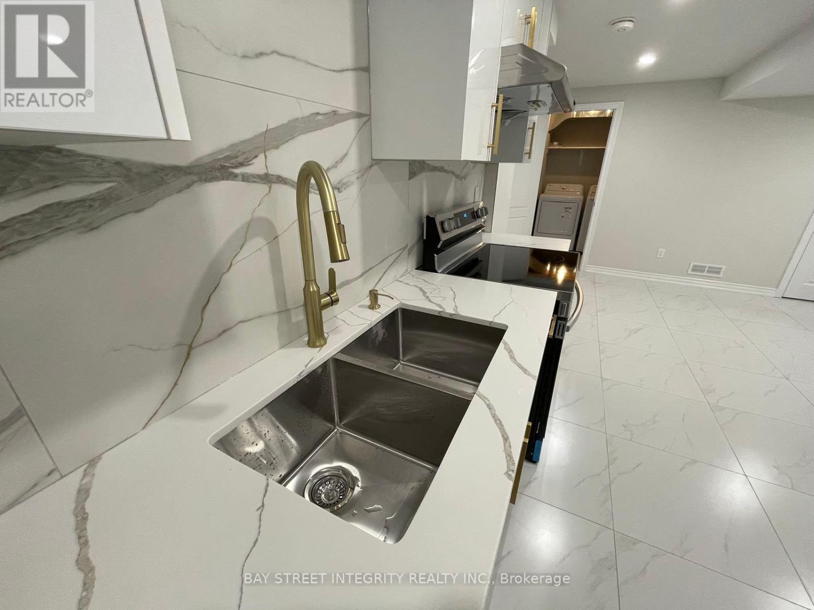 Bsmt - 36 Sunnyside Hill Road, Markham, Ontario  L6B 0X5 - Photo 6 - N12431162