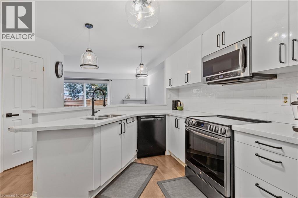 2015 Cleaver Avenue Unit# 5, Burlington, Ontario  L7M 4J7 - Photo 7 - 40773177