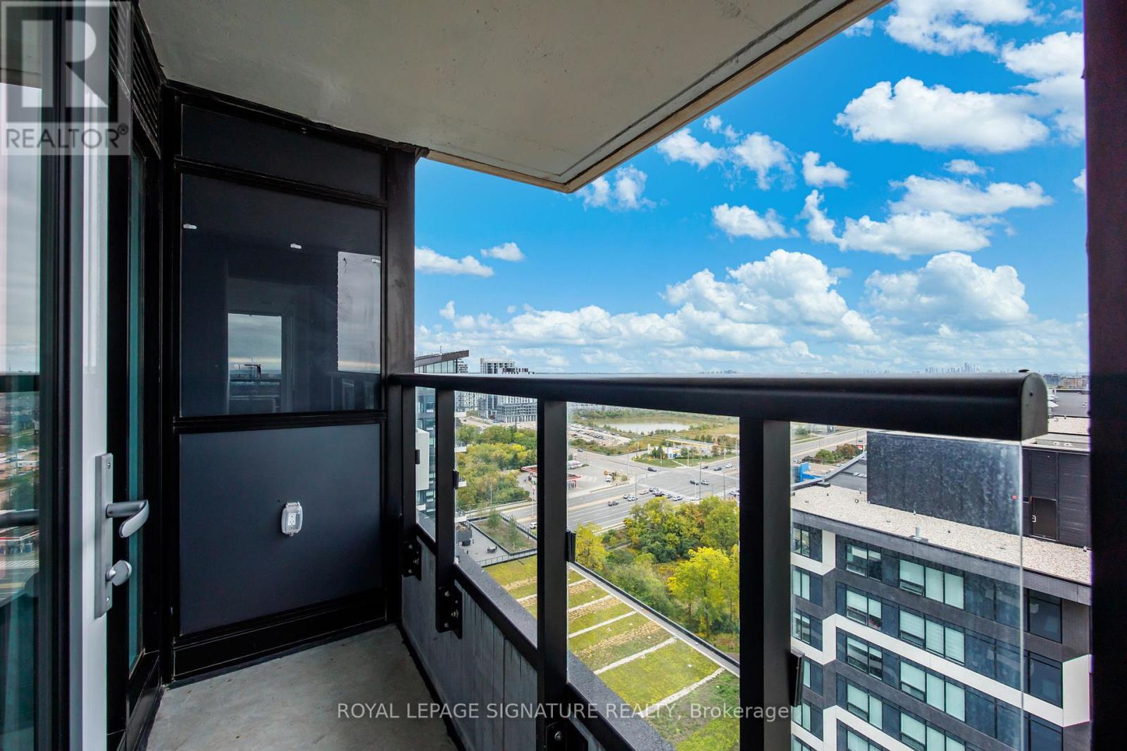 1607 - 2481 Taunton Road, Oakville, Ontario  L6H 3R7 - Photo 15 - W12431171