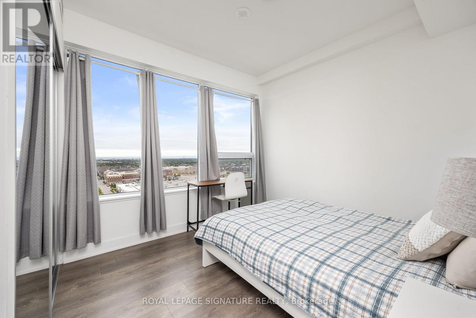 1607 - 2481 Taunton Road, Oakville, Ontario  L6H 3R7 - Photo 7 - W12431171