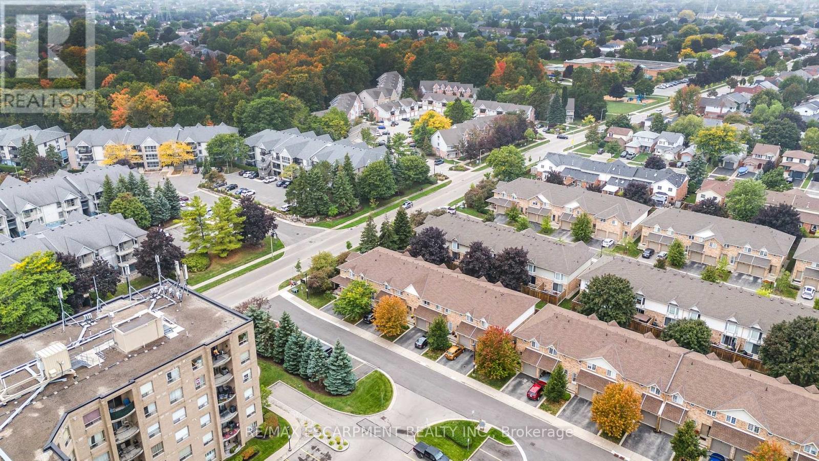 5 - 2015 Cleaver Avenue, Burlington, Ontario  L7M 4J7 - Photo 33 - W12426991
