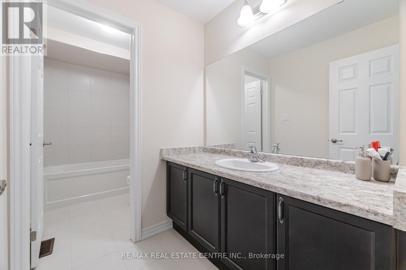92 Stauffer Road, Brantford, Ontario  N3V 0B5 - Photo 43 - X12431169