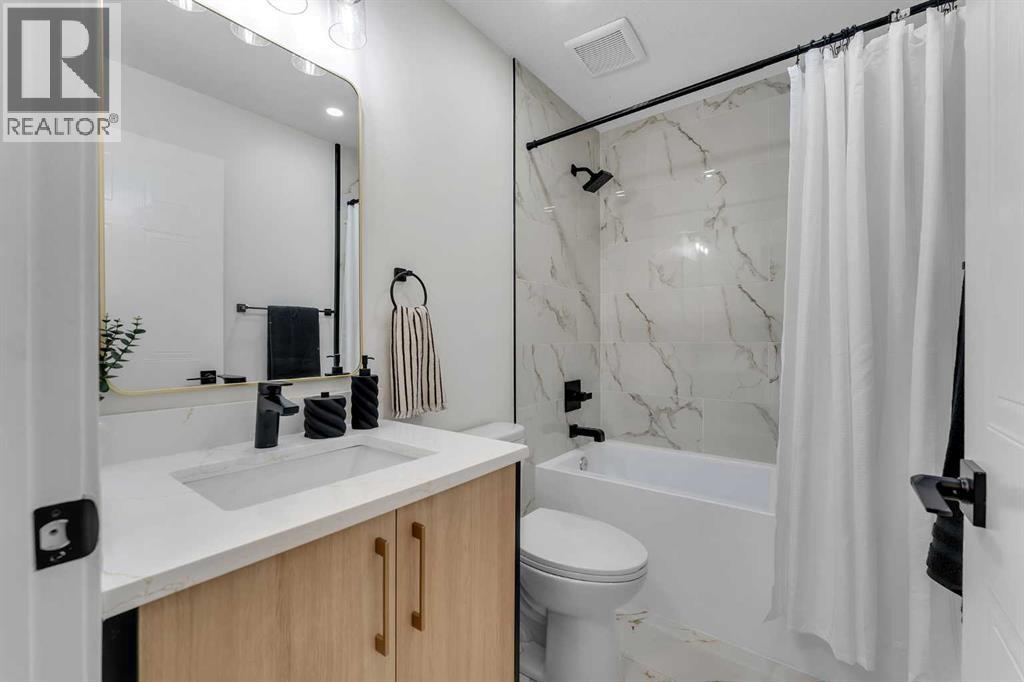 18 Valley Crest Close Nw, Calgary, Alberta  T3B 5W9 - Photo 31 - A2255918