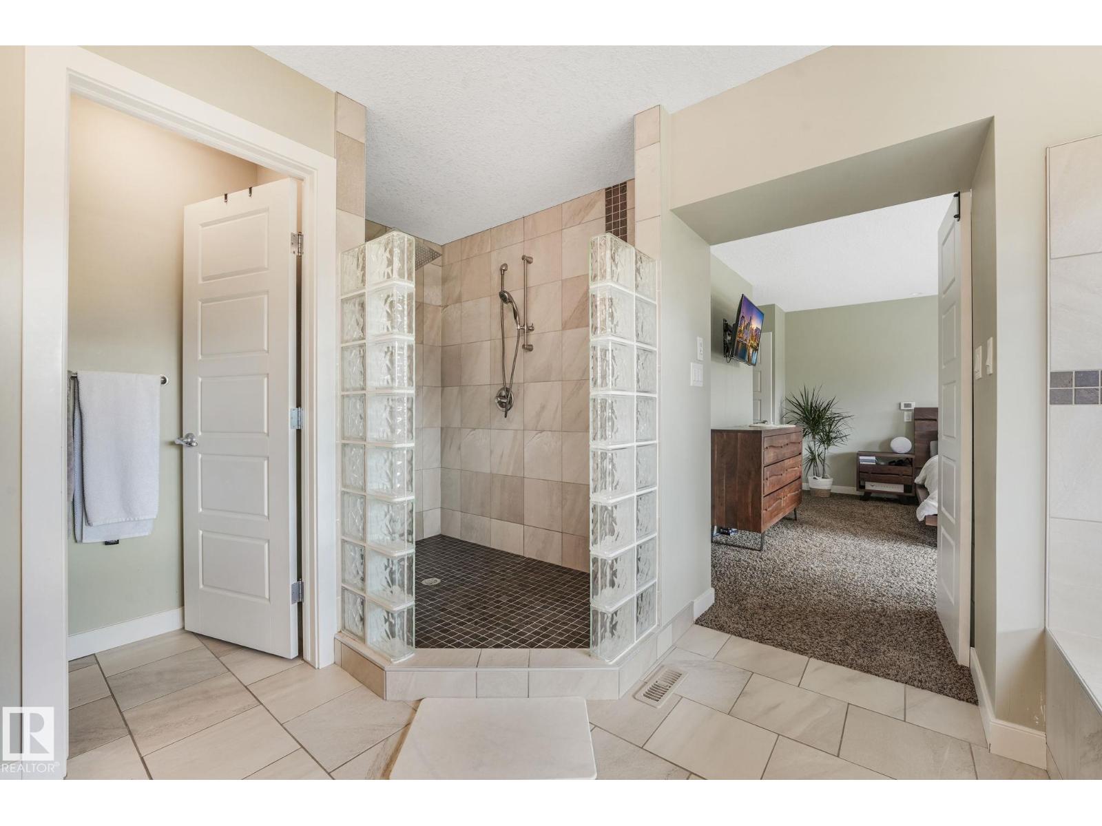 2441 Bowen Wd Sw, Edmonton, Alberta  T6W 0E8 - Photo 48 - E4459909