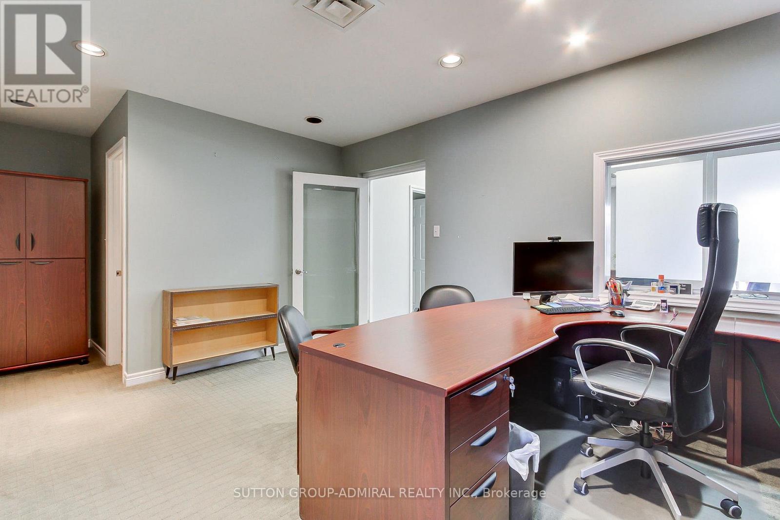 17 - 160 Applewood Crescent, Vaughan, Ontario  L4K 4H2 - Photo 21 - N12431182