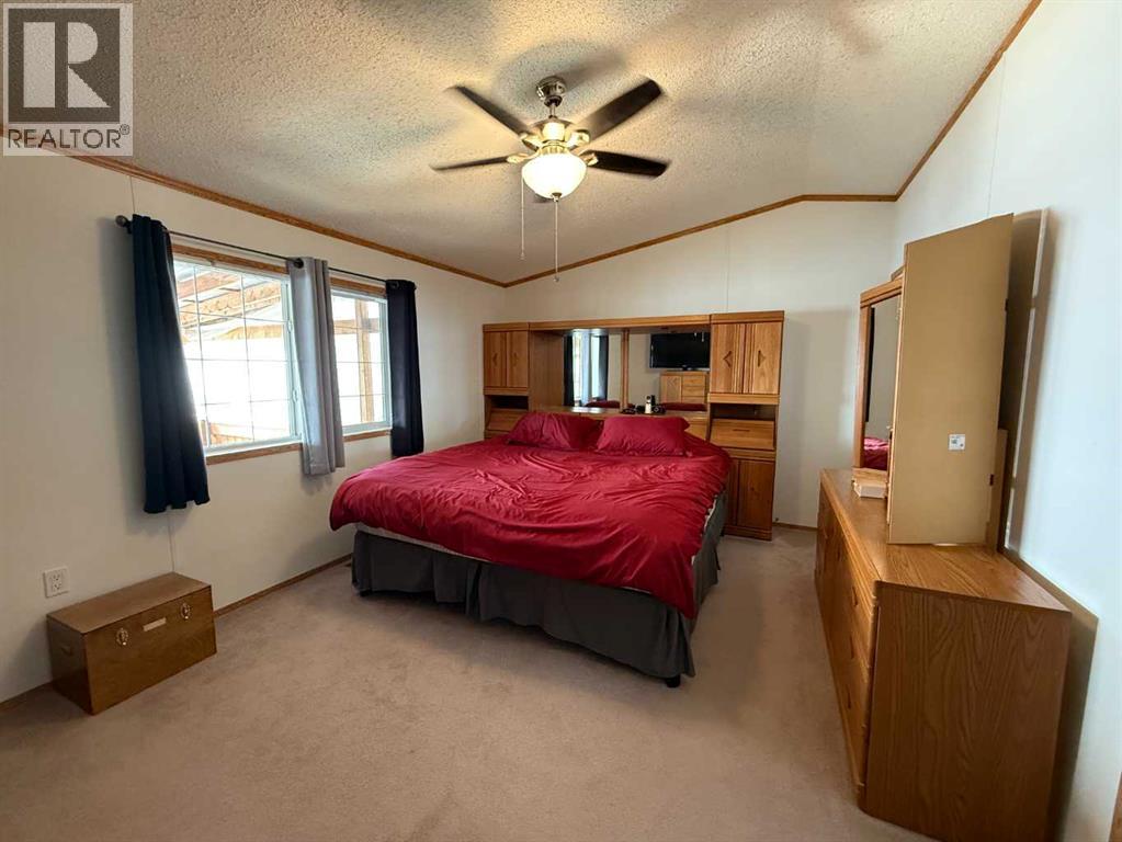 445072 Range Road 265, Rural Ponoka County, Alberta  T4J 1R2 - Photo 12 - A2257939