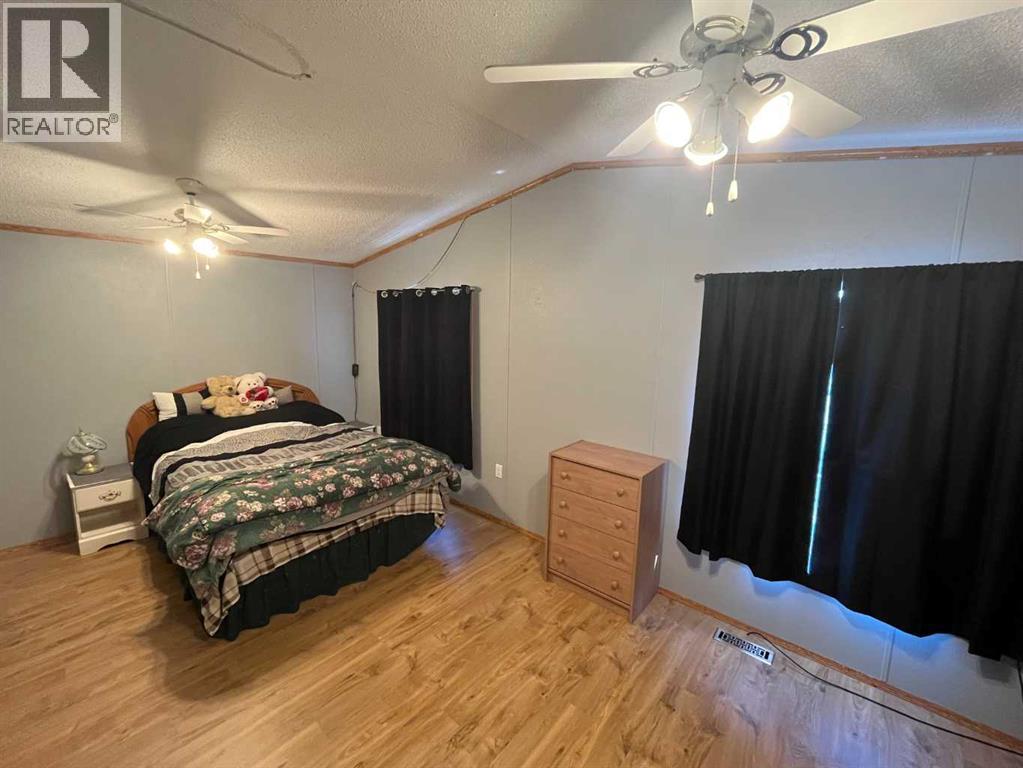 445072 Range Road 265, Rural Ponoka County, Alberta  T4J 1R2 - Photo 15 - A2257939