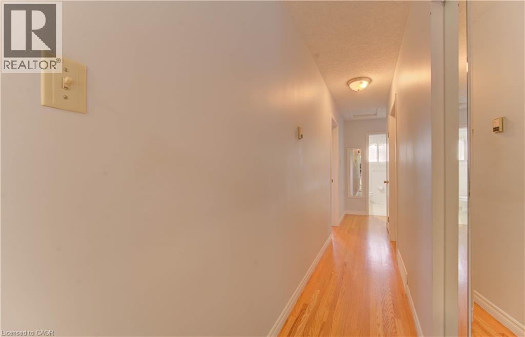 269 Grangewood Court, Waterloo, Ontario  N2K 2E8 - Photo 18 - 40772875