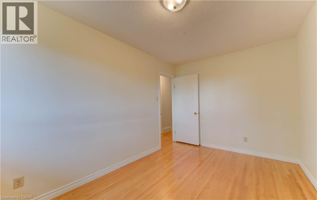 269 Grangewood Court, Waterloo, Ontario  N2K 2E8 - Photo 23 - 40772875