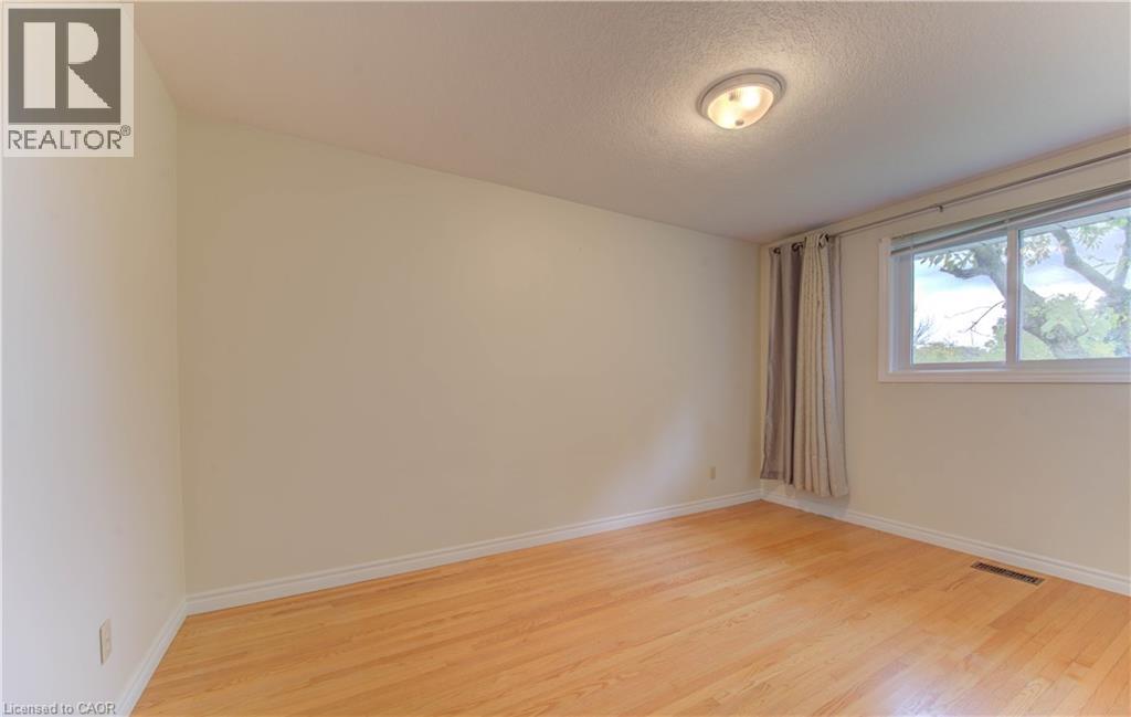 269 Grangewood Court, Waterloo, Ontario  N2K 2E8 - Photo 21 - 40772875