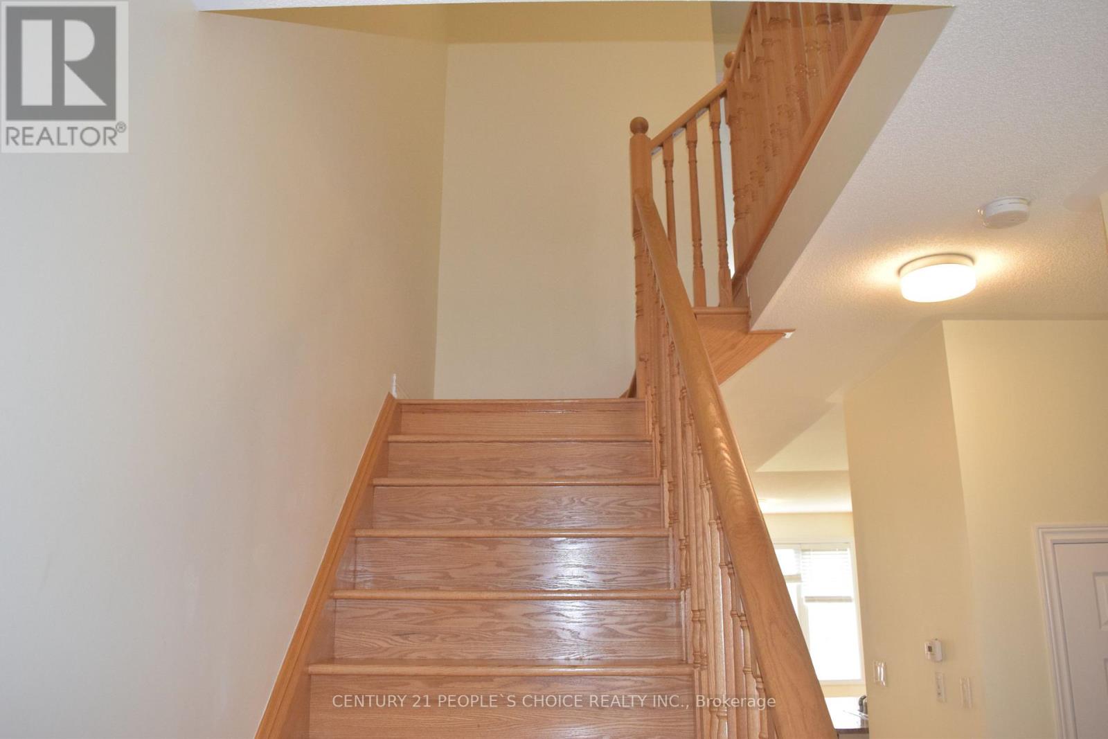 20 Munch Place, Milton, Ontario  L9T 8K6 - Photo 10 - W12431181