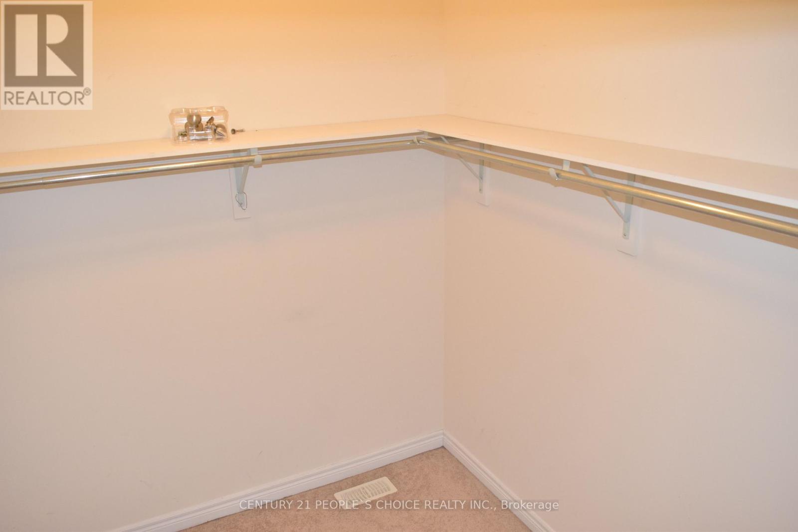 20 Munch Place, Milton, Ontario  L9T 8K6 - Photo 13 - W12431181
