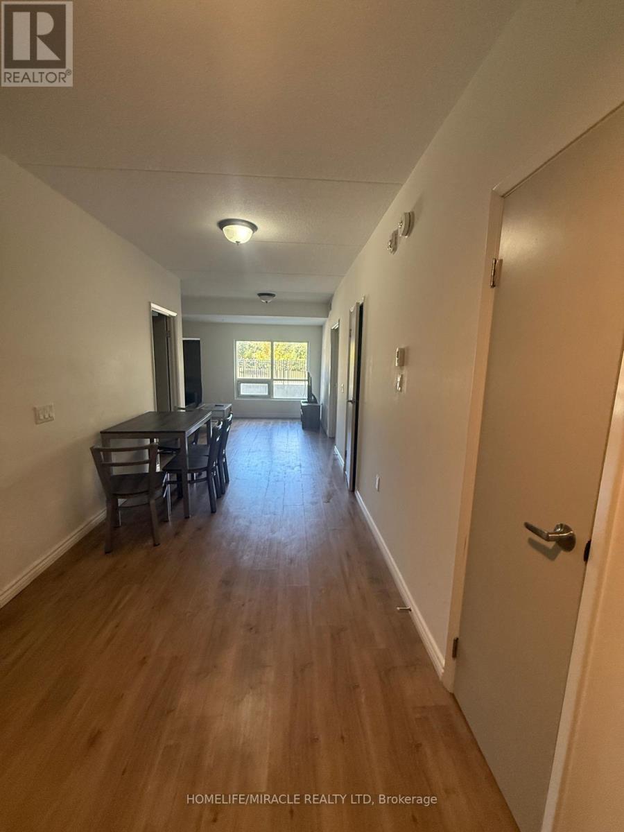 B - 112 - 275 Larch Street, Waterloo, Ontario  N2L 3R2 - Photo 11 - X12431179