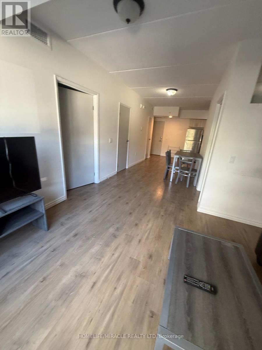 B - 112 - 275 Larch Street, Waterloo, Ontario  N2L 3R2 - Photo 18 - X12431179