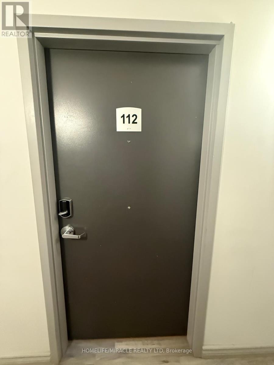 B - 112 - 275 Larch Street, Waterloo, Ontario  N2L 3R2 - Photo 3 - X12431179