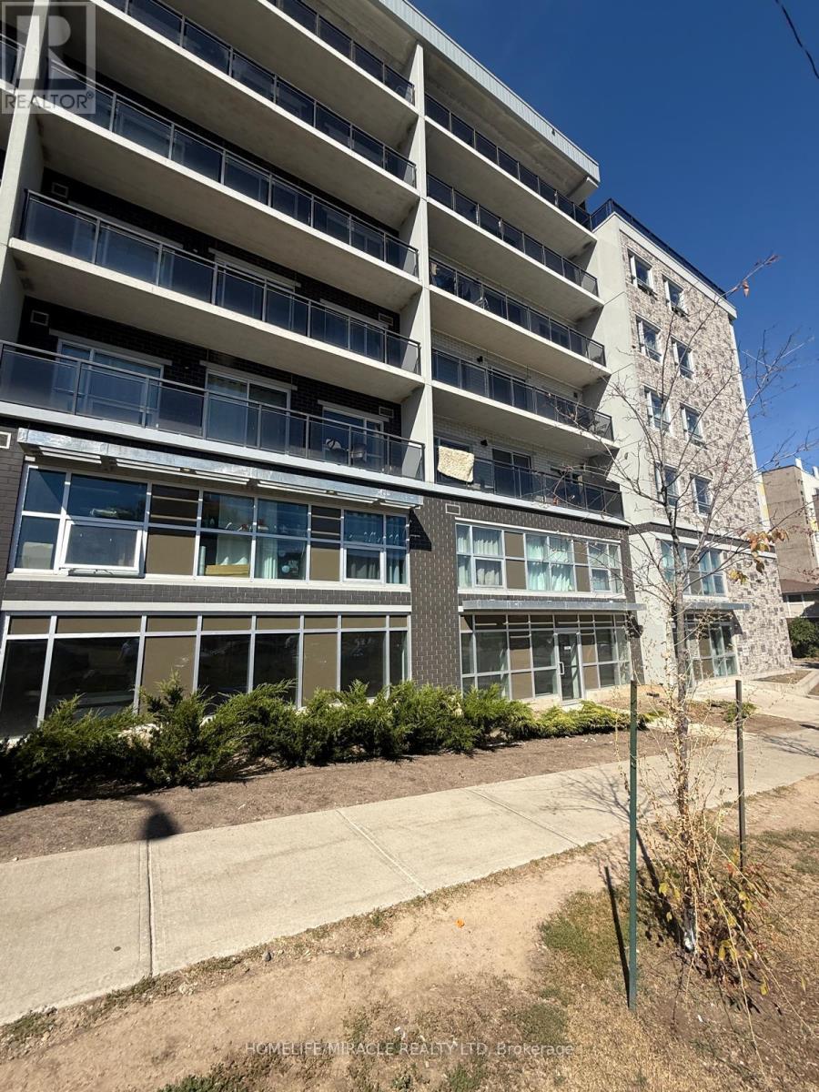 B - 112 - 275 Larch Street, Waterloo, Ontario  N2L 3R2 - Photo 31 - X12431179