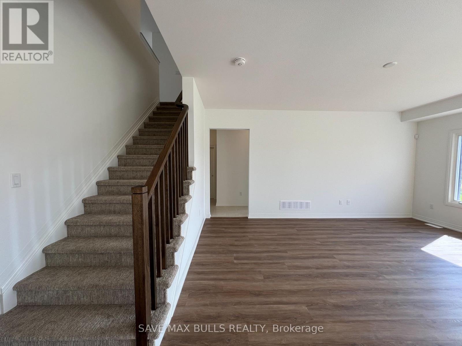 145 Westcott Road, Welland, Ontario  L3C 0K9 - Photo 15 - X12431180