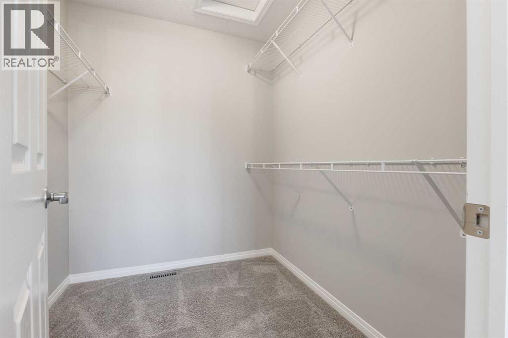 157 Hillcrest Square Sw, Airdrie, Alberta  T4B 4J1 - Photo 20 - A2259294