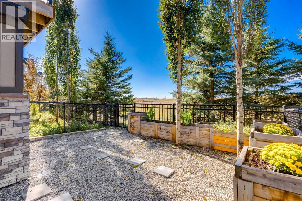 157 Hillcrest Square Sw, Airdrie, Alberta  T4B 4J1 - Photo 33 - A2259294