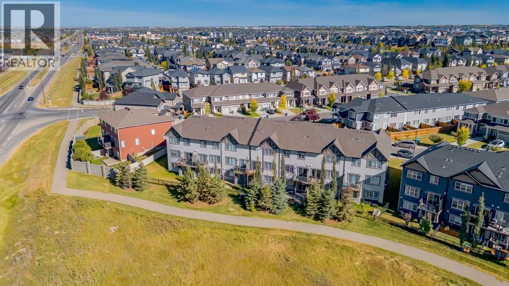 157 Hillcrest Square Sw, Airdrie, Alberta  T4B 4J1 - Photo 46 - A2259294