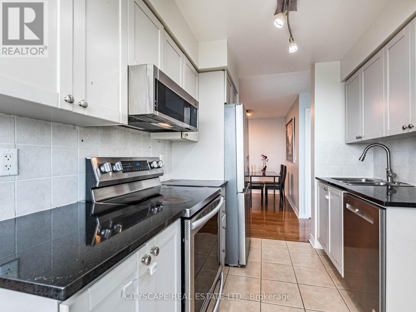 2111 - 1 Elm Drive W, Mississauga, Ontario  L5B 4M1 - Photo 16 - W12431186