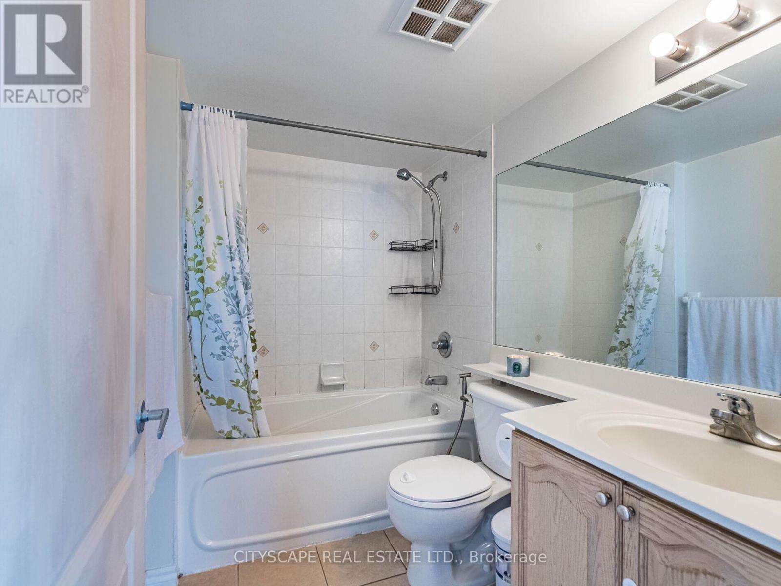 2111 - 1 Elm Drive W, Mississauga, Ontario  L5B 4M1 - Photo 25 - W12431186