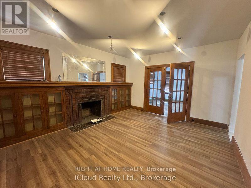 1 - 1395 Dougall Avenue, Windsor, Ontario  N8X 1R6 - Photo 4 - X12431192