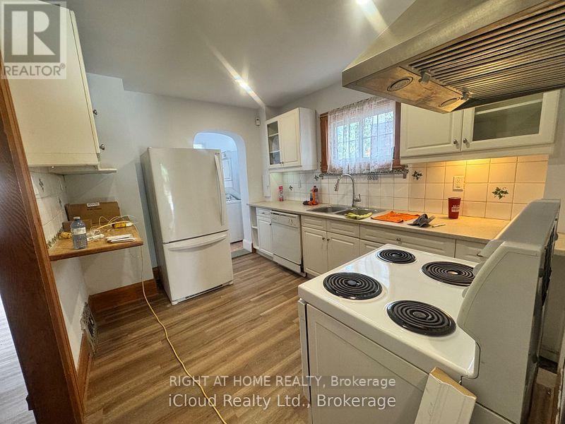 1 - 1395 Dougall Avenue, Windsor, Ontario  N8X 1R6 - Photo 8 - X12431192