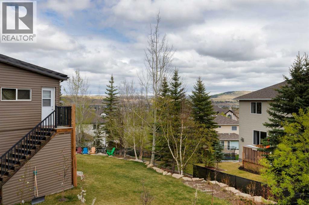 6 Bow Ridge Close, Cochrane, Alberta  T4C 1V8 - Photo 12 - A2222029