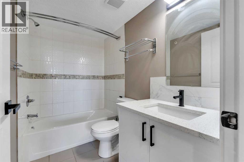 415, 5 Saddlestone Way Ne, Calgary, Alberta  T3J 0S2 - Photo 14 - A2260422