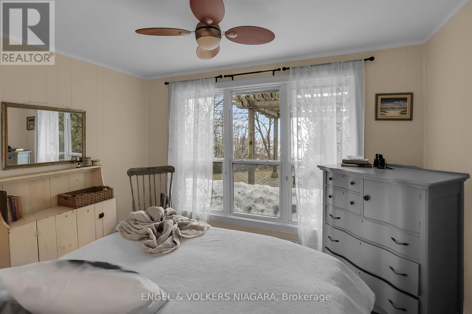 75573 Elliott Street, Bluewater, Ontario  N0M 1G0 - Photo 15 - X12411180