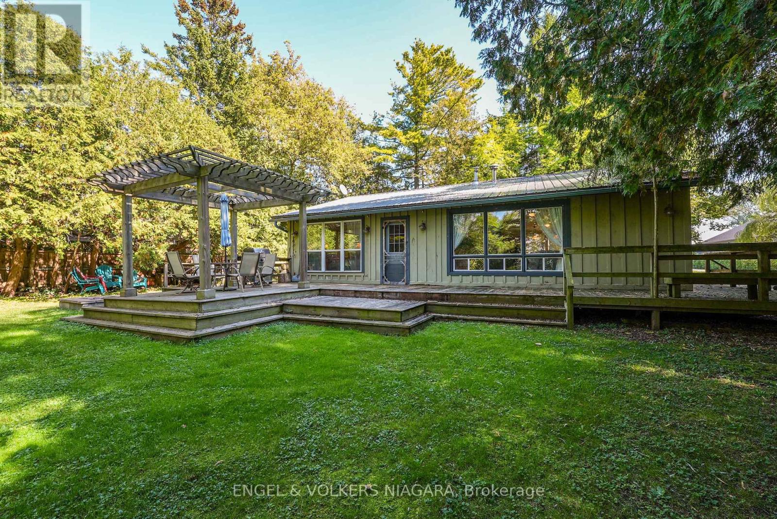 75573 Elliott Street, Bluewater, Ontario  N0M 1G0 - Photo 23 - X12411180