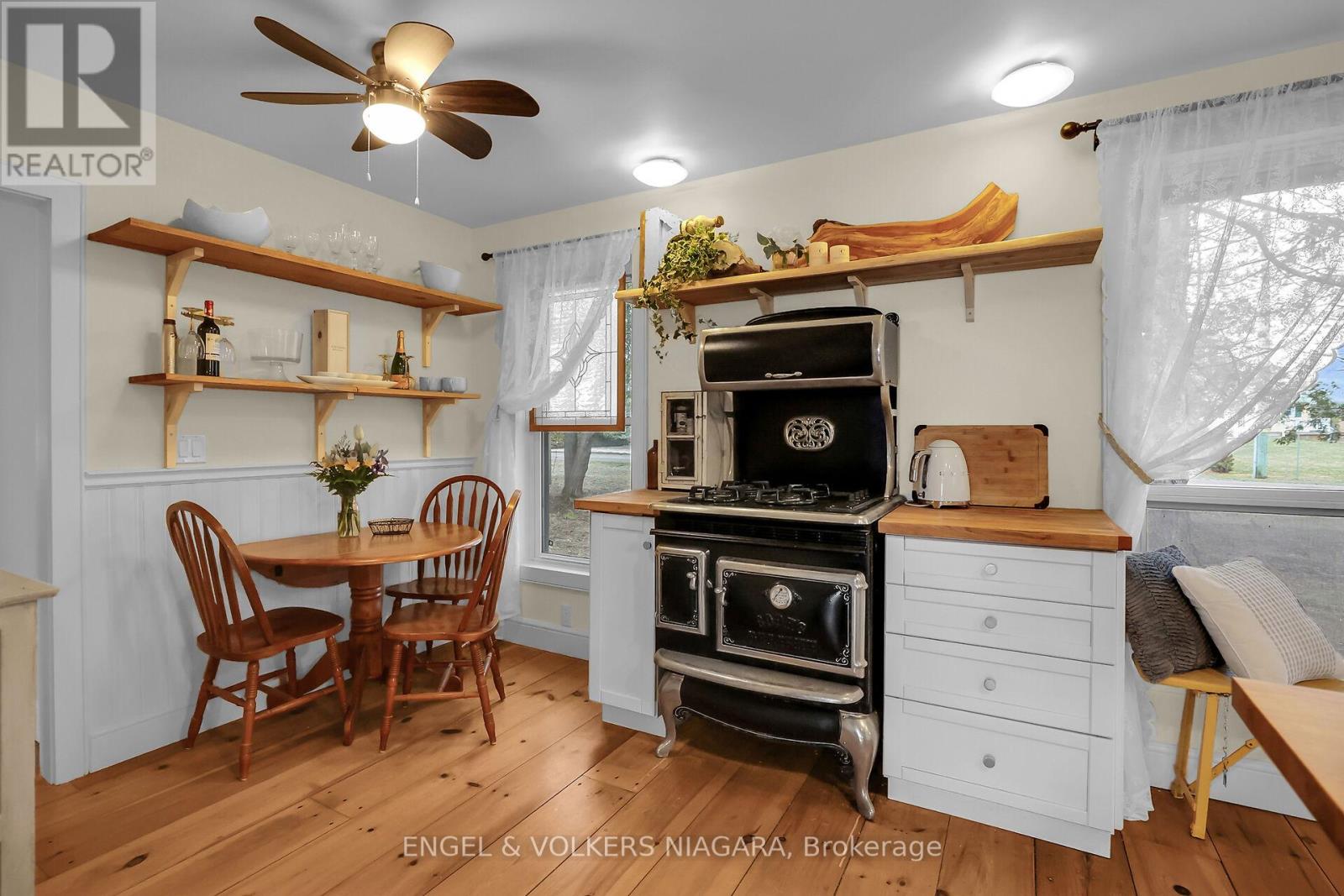 75573 Elliott Street, Bluewater, Ontario  N0M 1G0 - Photo 9 - X12411180